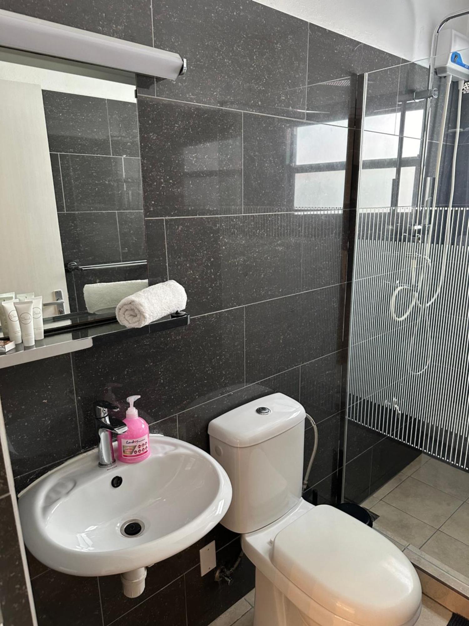 וילמסטאד Villa Susanna 3 Bedroom 2 Bathroom House Sleeps 6Plus מראה חיצוני תמונה